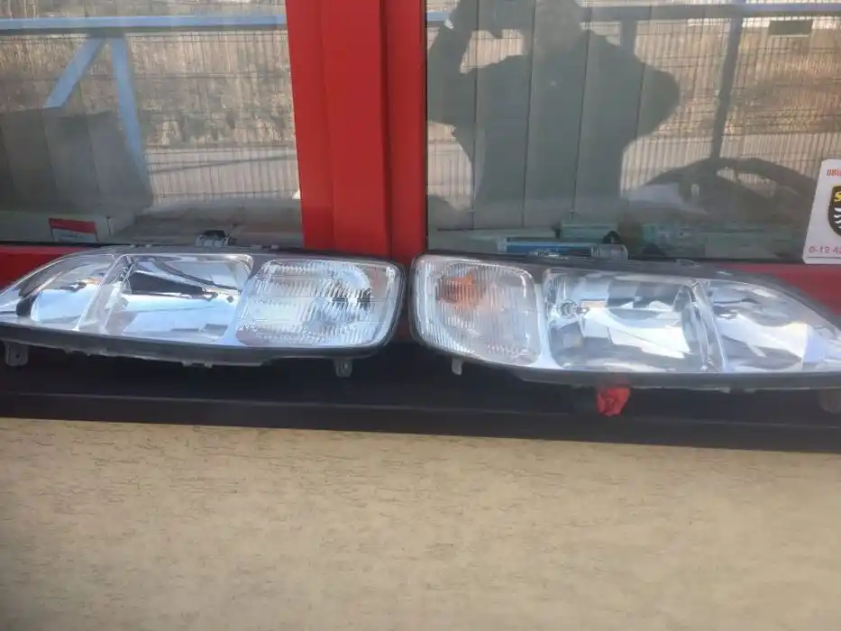 honda accord vi 1999-2002 reflektor lampa