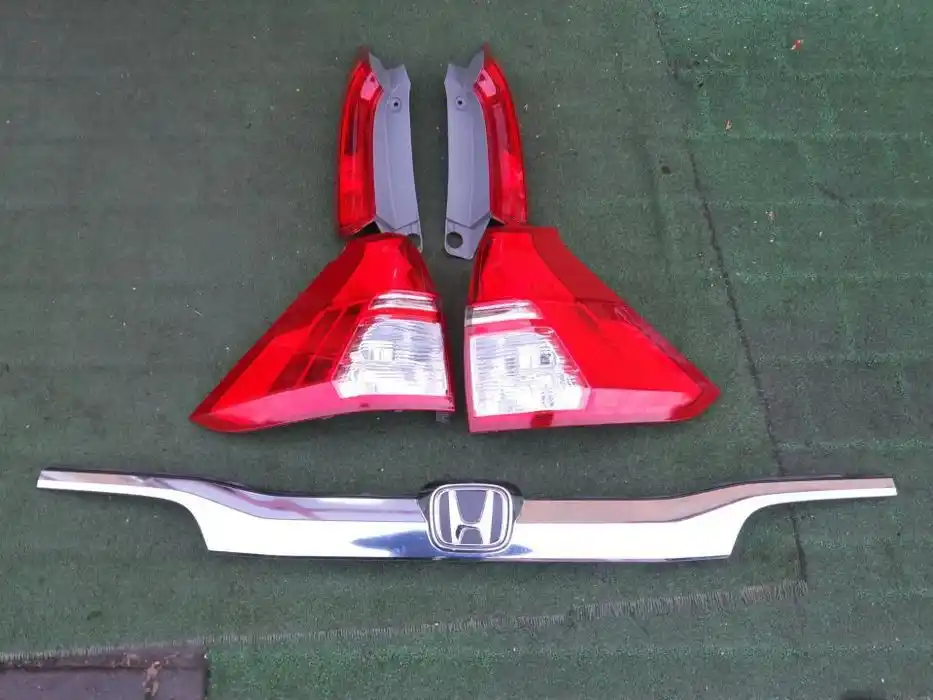 honda crv iv 2015-2018 chrom klapy bagażnika lift
