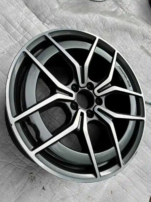 Mercedes E Klasa W213 AMG Pojedyncza Felga 19