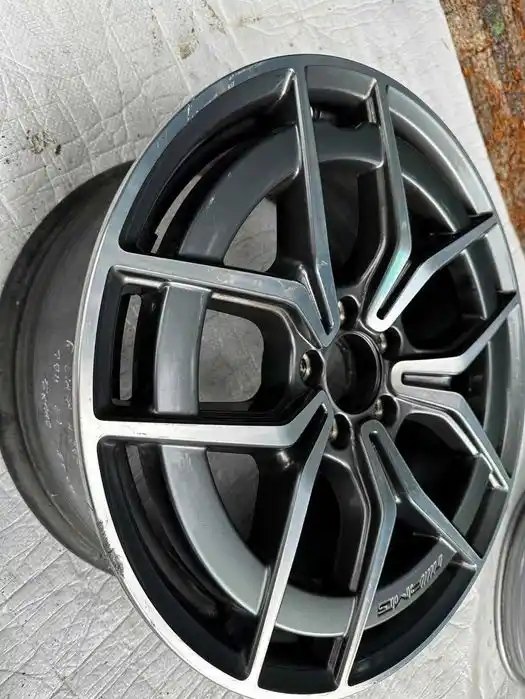 Mercedes E Klasa W213 AMG Pojedyncza Felga 19