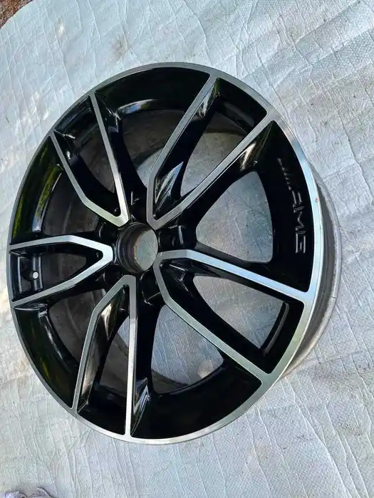 Mercedes C Klasa W205 AMG Pojedyncza Felga 19