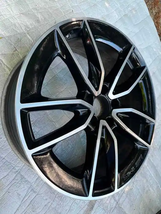 Mercedes C Klasa W205 AMG Pojedyncza Felga 19