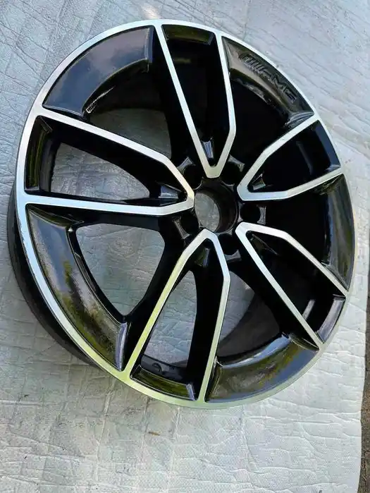 Mercedes C Klasa W205 AMG Pojedyncza Felga 19