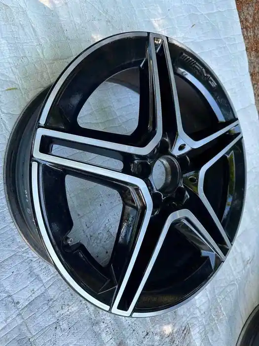 Mercedes GLB W247 Pojedyncza Felga 19