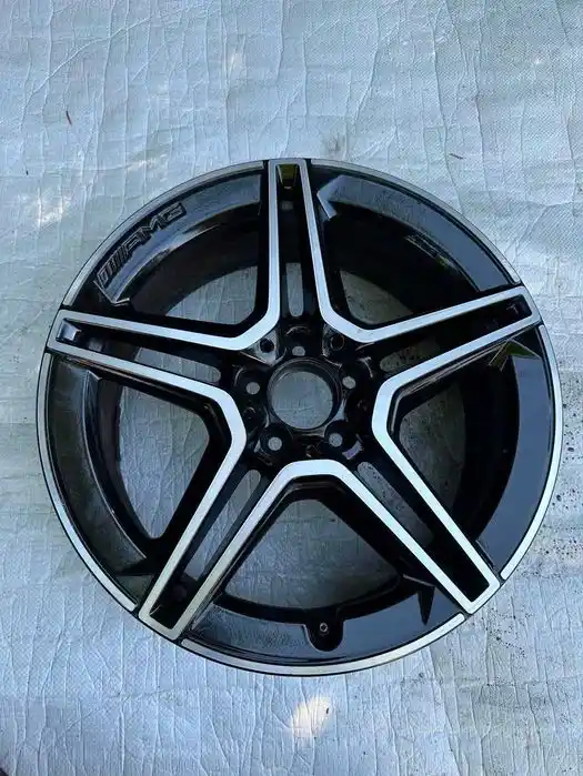 Mercedes GLB W247 Pojedyncza Felga 19