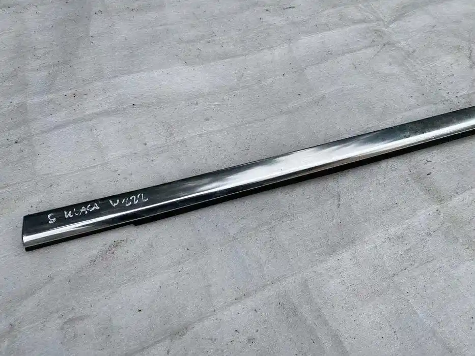 Mercedes S Klasa W222 Listwa Drzwi Przód Lewa