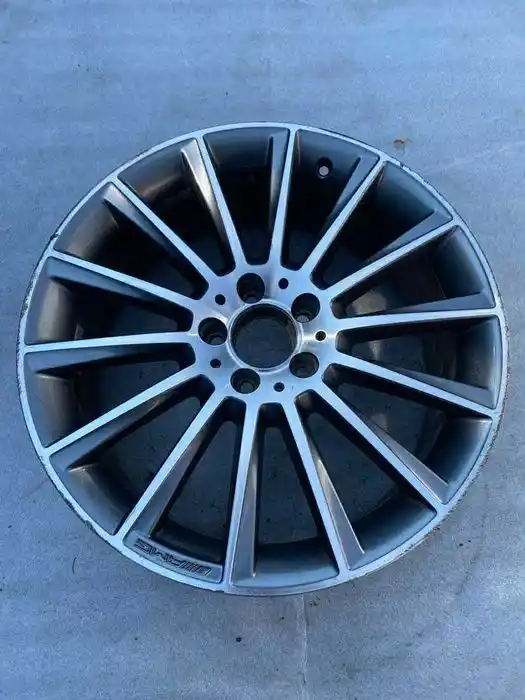 Mercedes C Klasa W205 Pojedyńcza Felga 19