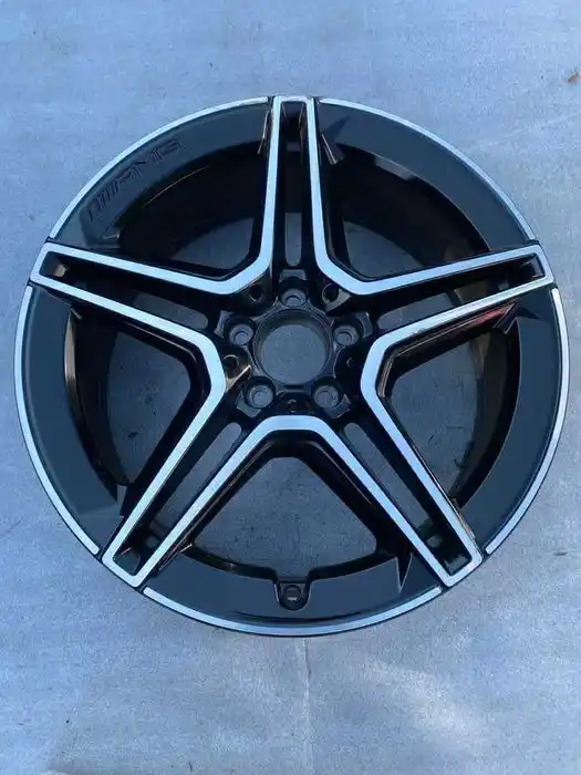 Mercedes GLA GLB W247 Pojedyńcza Felga 19