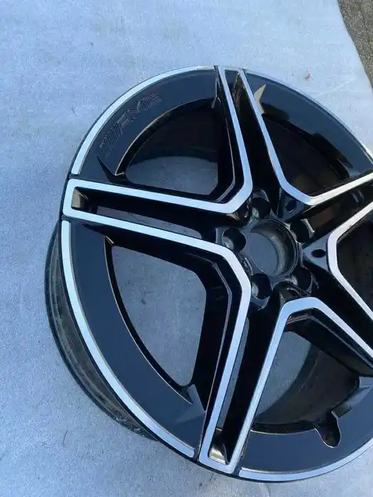Mercedes GLA GLB W247 Pojedyńcza Felga 19