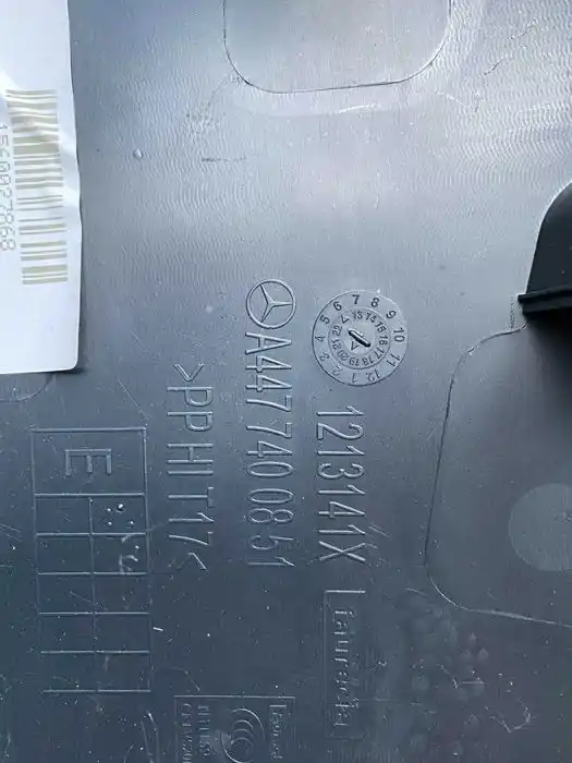 Mercedes V Klasa W447 Osłona Klapy Bagażnika