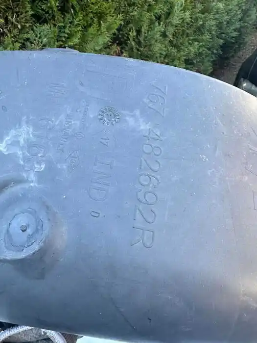 Renault Kango II Nadkole Tył Tylne Prawe