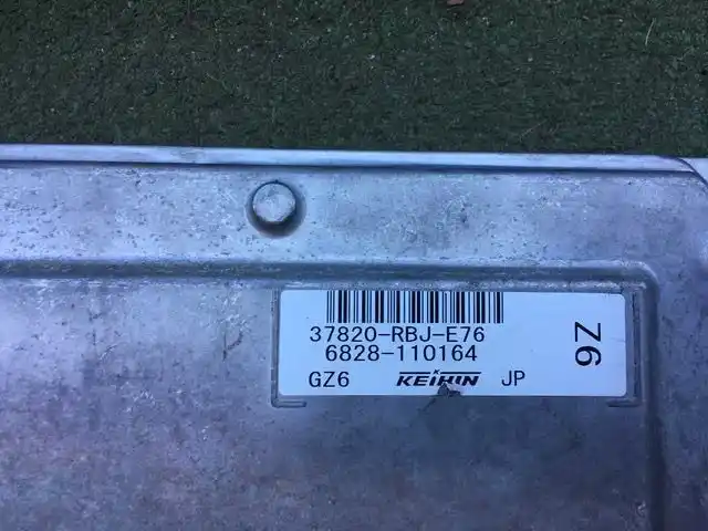 Honda Insight 2009 - Sterownik Silnika Komputer