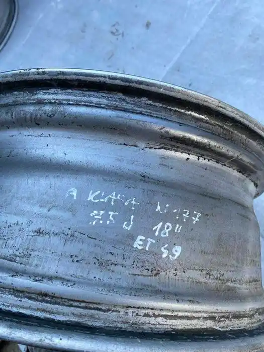 Mercedes A Klasa W177 Pojedyńcza Felga 18