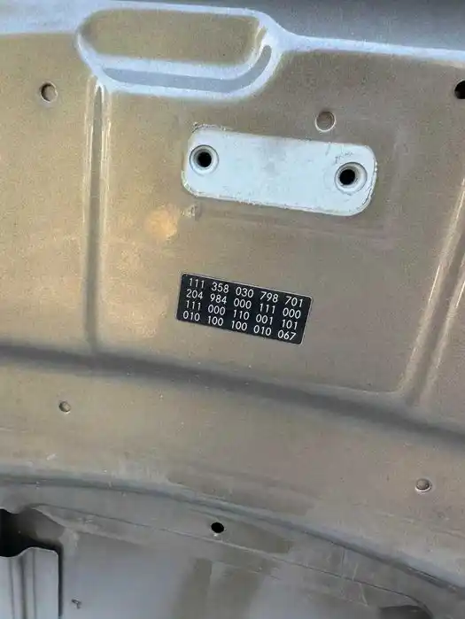 Mercedes C Klasa W204 Maska Pokrywa Silnika