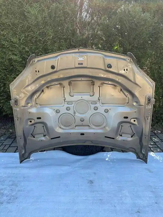 Mercedes C Klasa W204 Maska Pokrywa Silnika