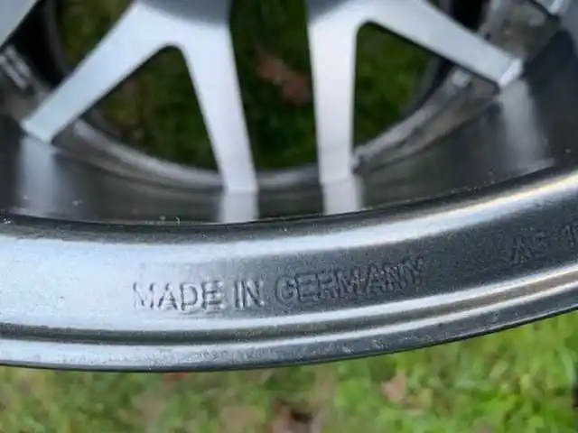 Mercedes G klasa  W463  2018- felgi OEM 22 cale komplet  4szt Ładne