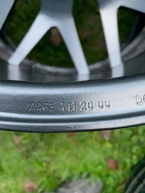 Mercedes G klasa  W463  2018- felgi OEM 22 cale komplet  4szt Ładne