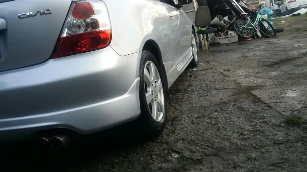 Honda Civic VII nh623m 3D 2001- Drzwi Prawe srebrne