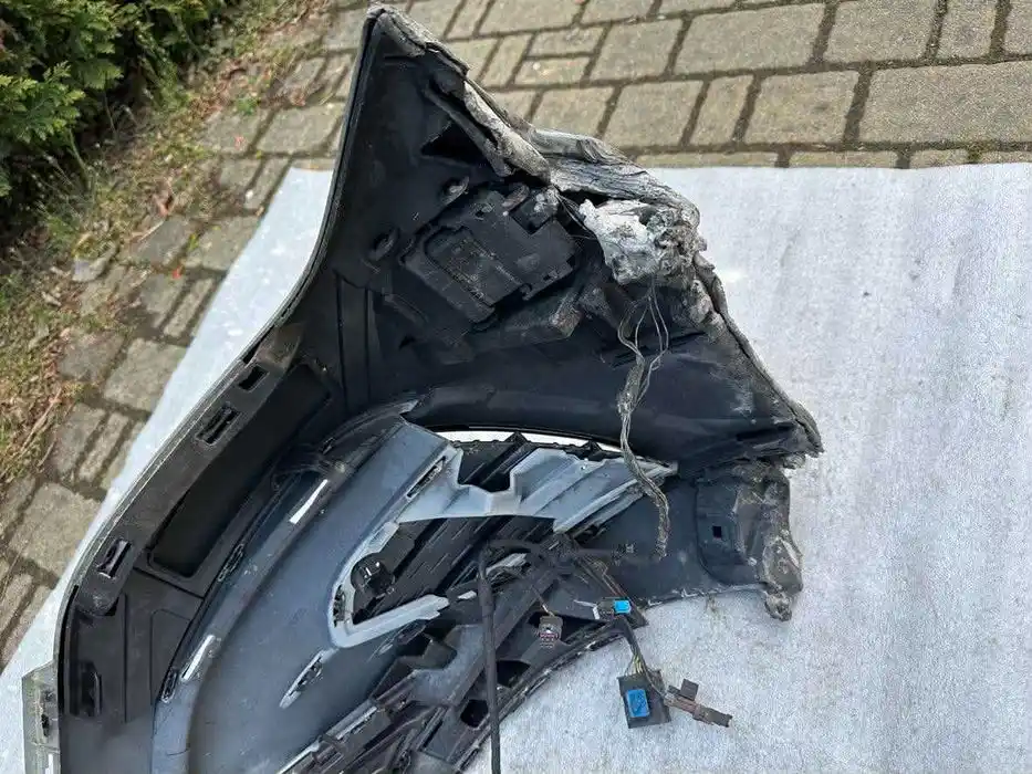 Mercedes EQE W295 Zderzak Przód Przedni