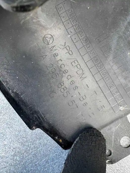 Mercedes EQE W295 Zderzak Przód Przedni