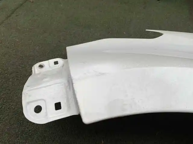 TOYOTA YARIS IV P21 2020 -Błotnik Lewy
