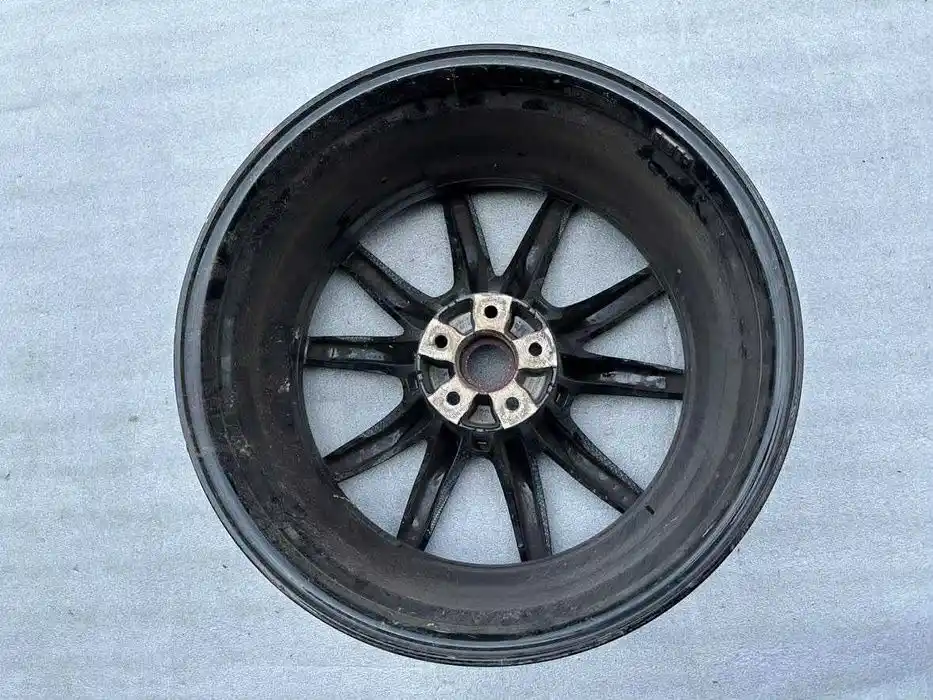Nissan GT-R R35 Pojedyńcza Felga 20