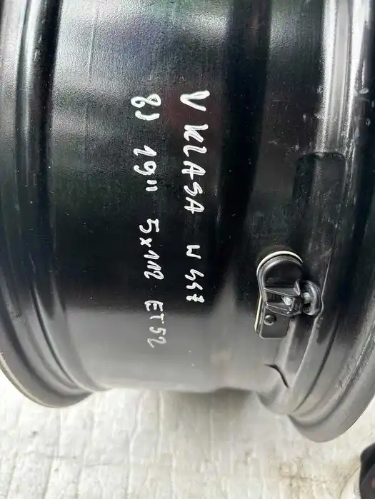 Mercedes Vito V Klasa W447 Pojedyncza Felga 19