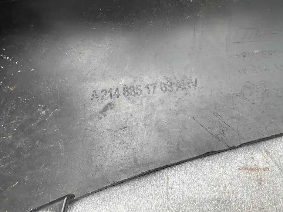 Mercedes E Klasa W214 Kombi Dokładka Zderzaka