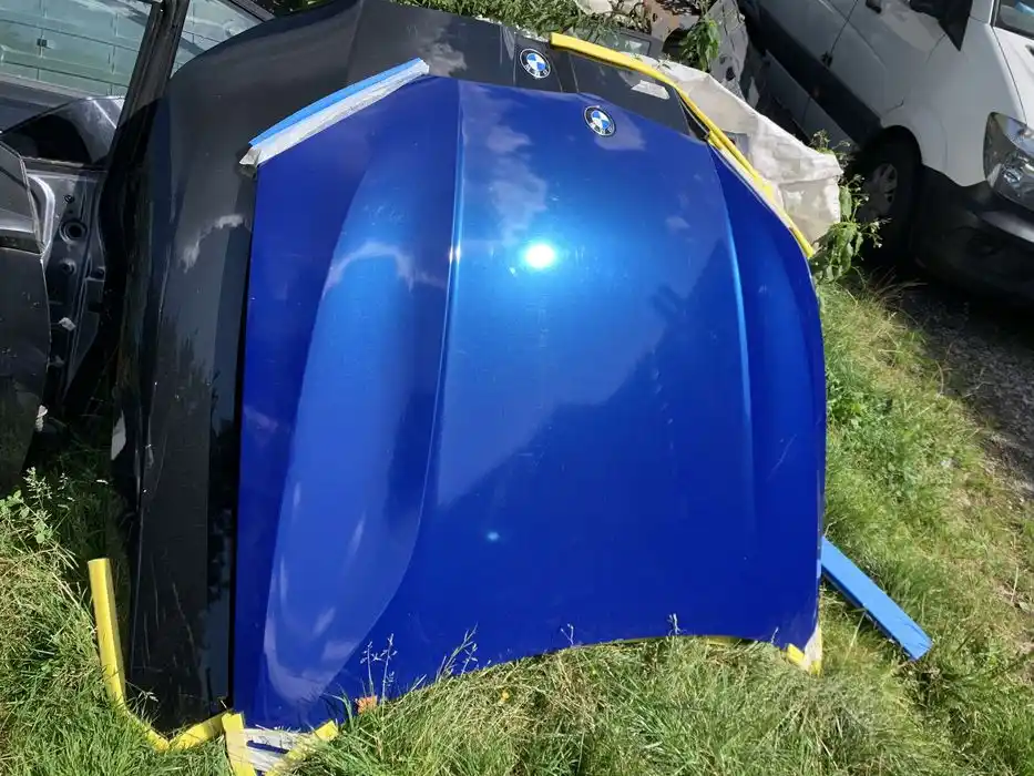 Mercedes BMW 3 G20 G21 maska  kolor  Ładna 475