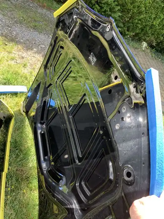Mercedes BMW 3 G20 G21 maska  kolor  Ładna 475