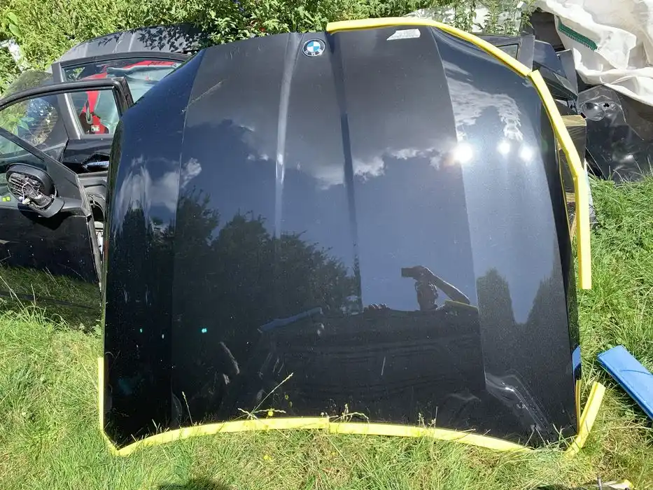 Mercedes BMW 3 G20 G21 maska  kolor  Ładna 475