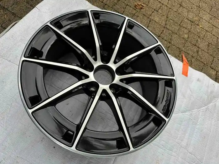 Mercedes A Klasa W177 AMG Pojedyncza Felga 18