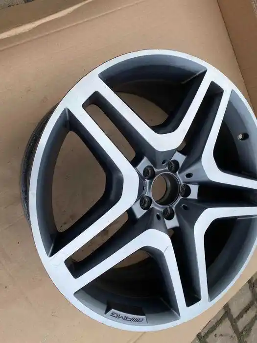 Mercedes GLS ML Pojedyncza Felga 21