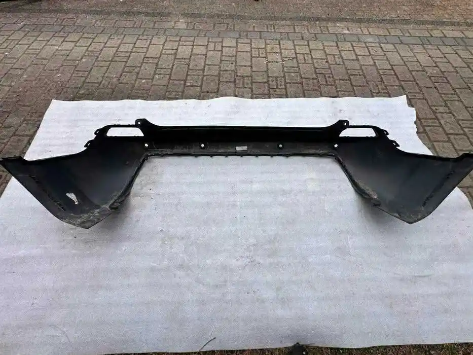 Jeep Cherokee V Lift 2018- Zderzak Tył Tylny