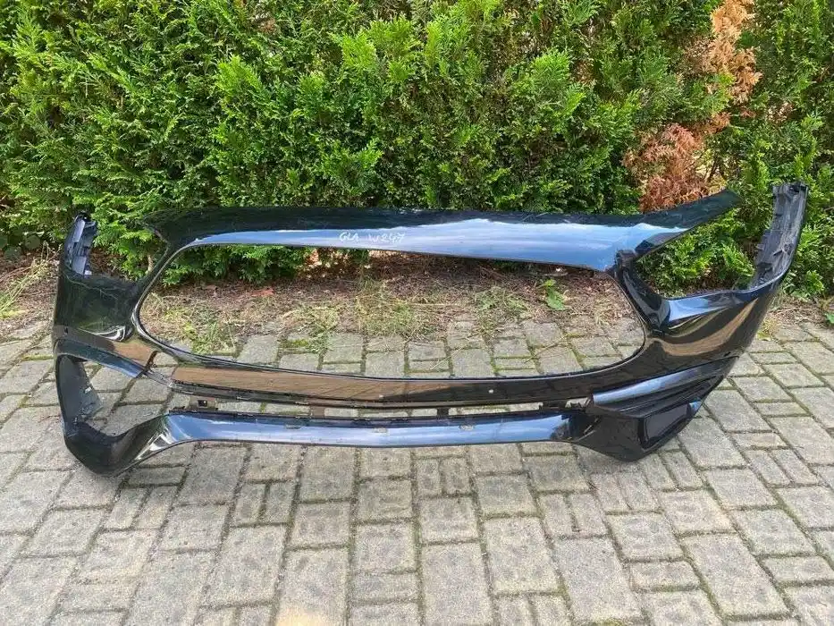 Mercedes GLA W247 Zderzak Przód Przedni