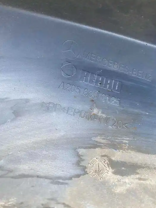 Mercedes C Klasa W205 Zderzka Przód
