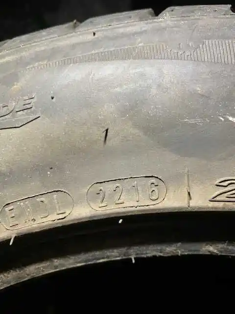 Opony Zimowe Roadstone Winguard 215/55R16