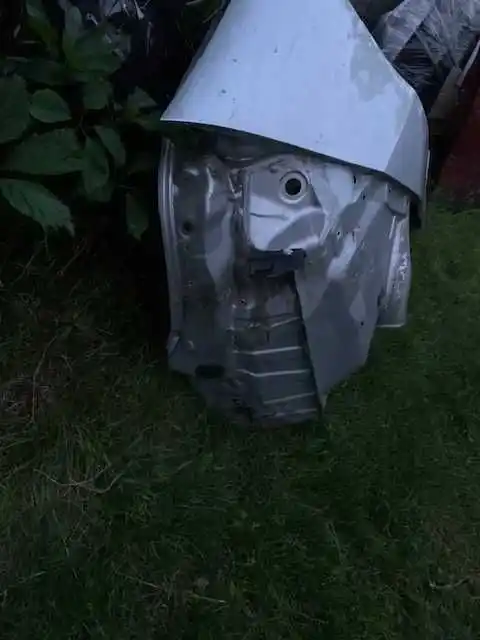 Honda Insight Ćwiartka Tył Prawa