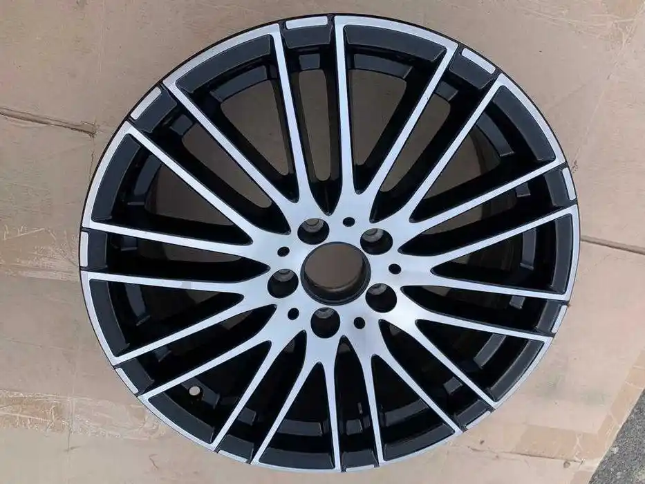 Felga pojedyncza 18 cali Mercedes C klasa AMG .