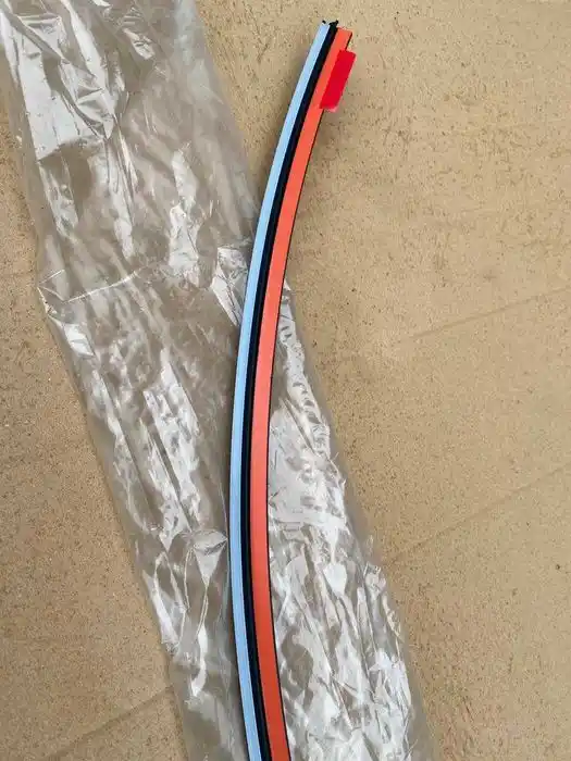 Honda HR-V II Listwa Szyby Czolowej OEM