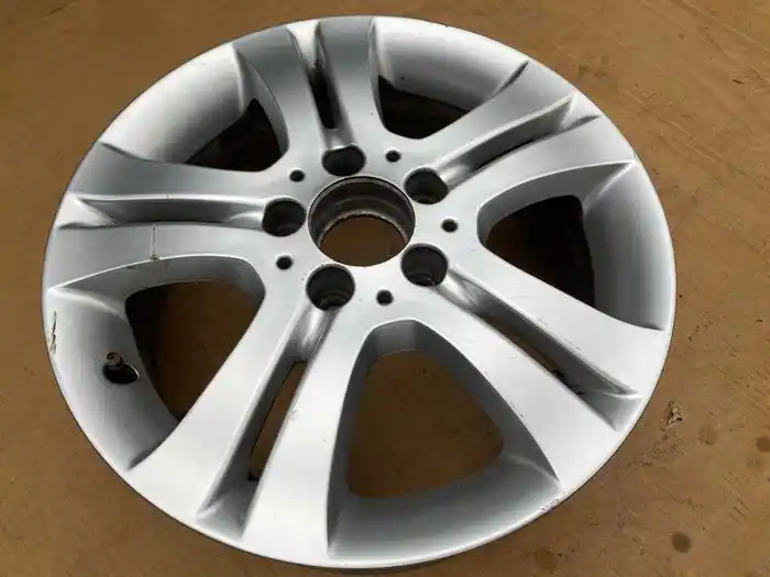 Mercedes B Klasa Pojedyncza Felga 16