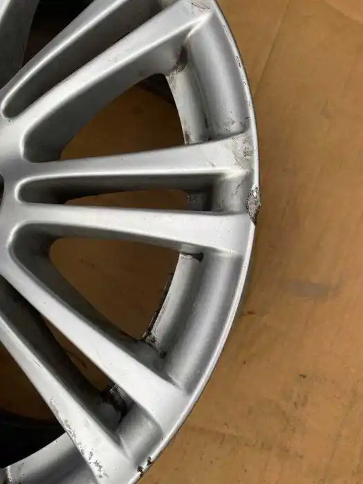 Mercedes E Klasa w212 Pojedyncza Felga 16