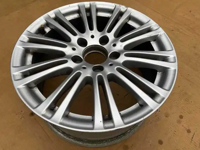 Mercedes E Klasa w212 Pojedyncza Felga 16