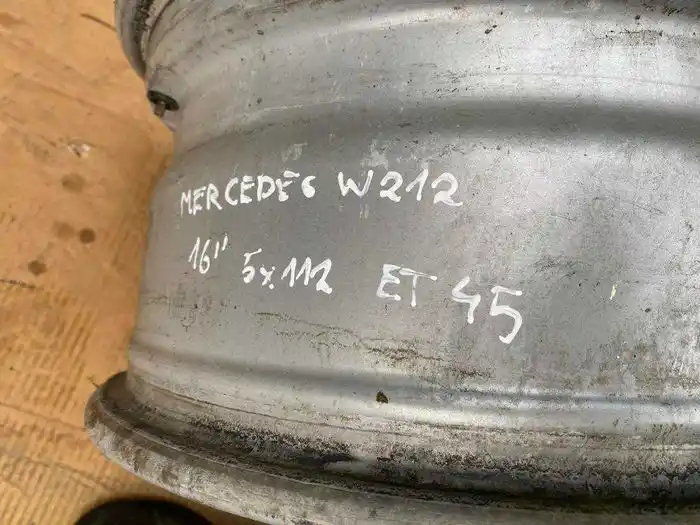 Mercedes E Klasa w212 Pojedyncza Felga 16
