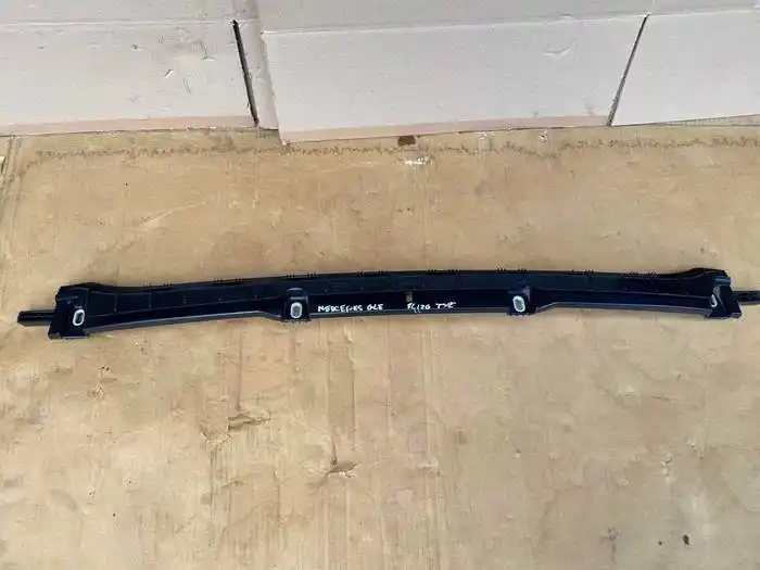 Mercedes GLE W167 Ślizg Zderzaka Tył