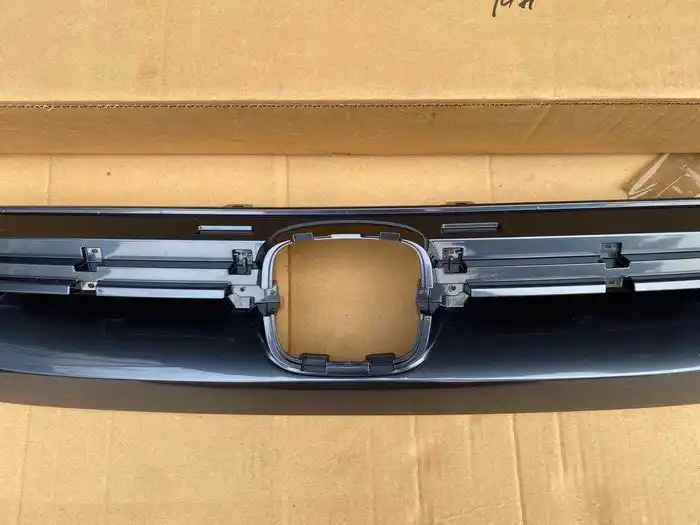 Honda CR-V III 2007- Gril OEM
