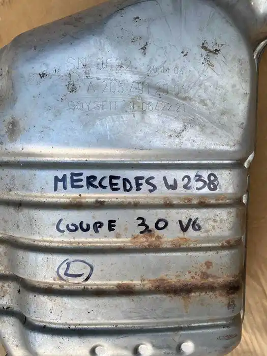 Mercedes W238 COUPE 3.0 Tłumik Końcowy