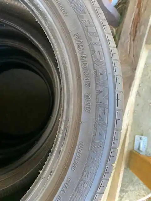 Komplet Opon Bridgestone Turanza 215/50R17