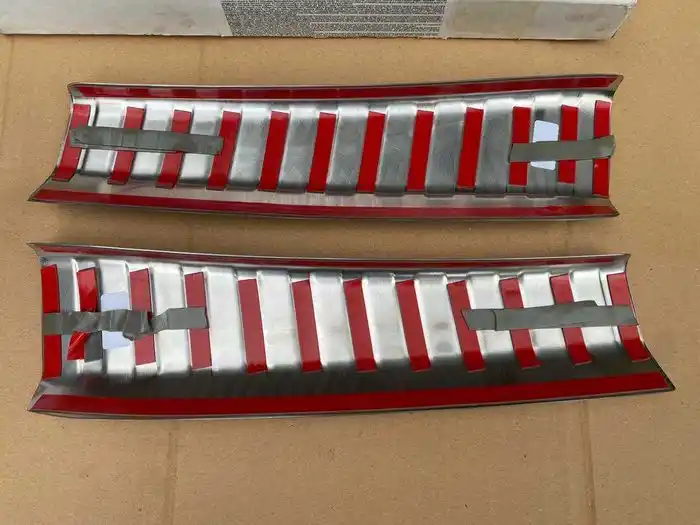 Honda CR-V IV 2012- Osłona Dekor Pasa Tylnego OEM
