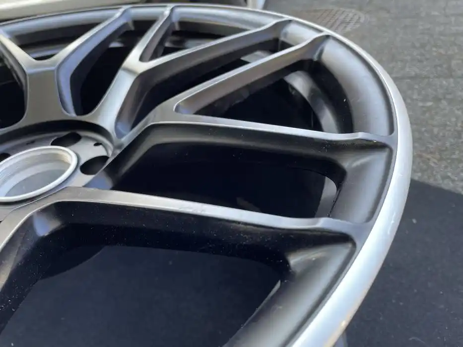 Felga  Mercedes GT klasa 21 cali W290 ET30